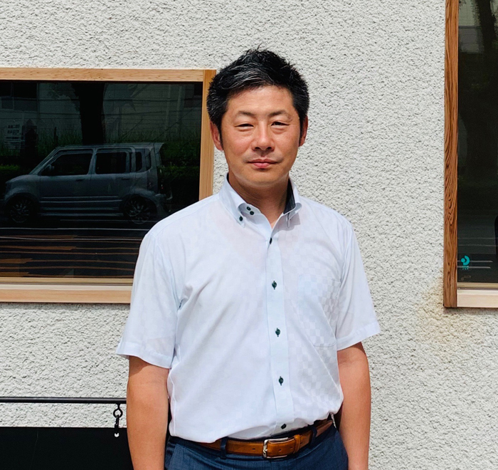 代表取締役 堂満氏
